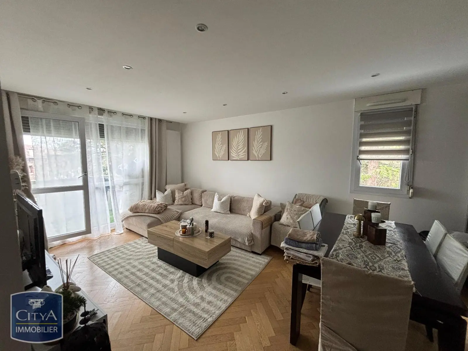 Photo 1 Appartement 4 pièces 85m²