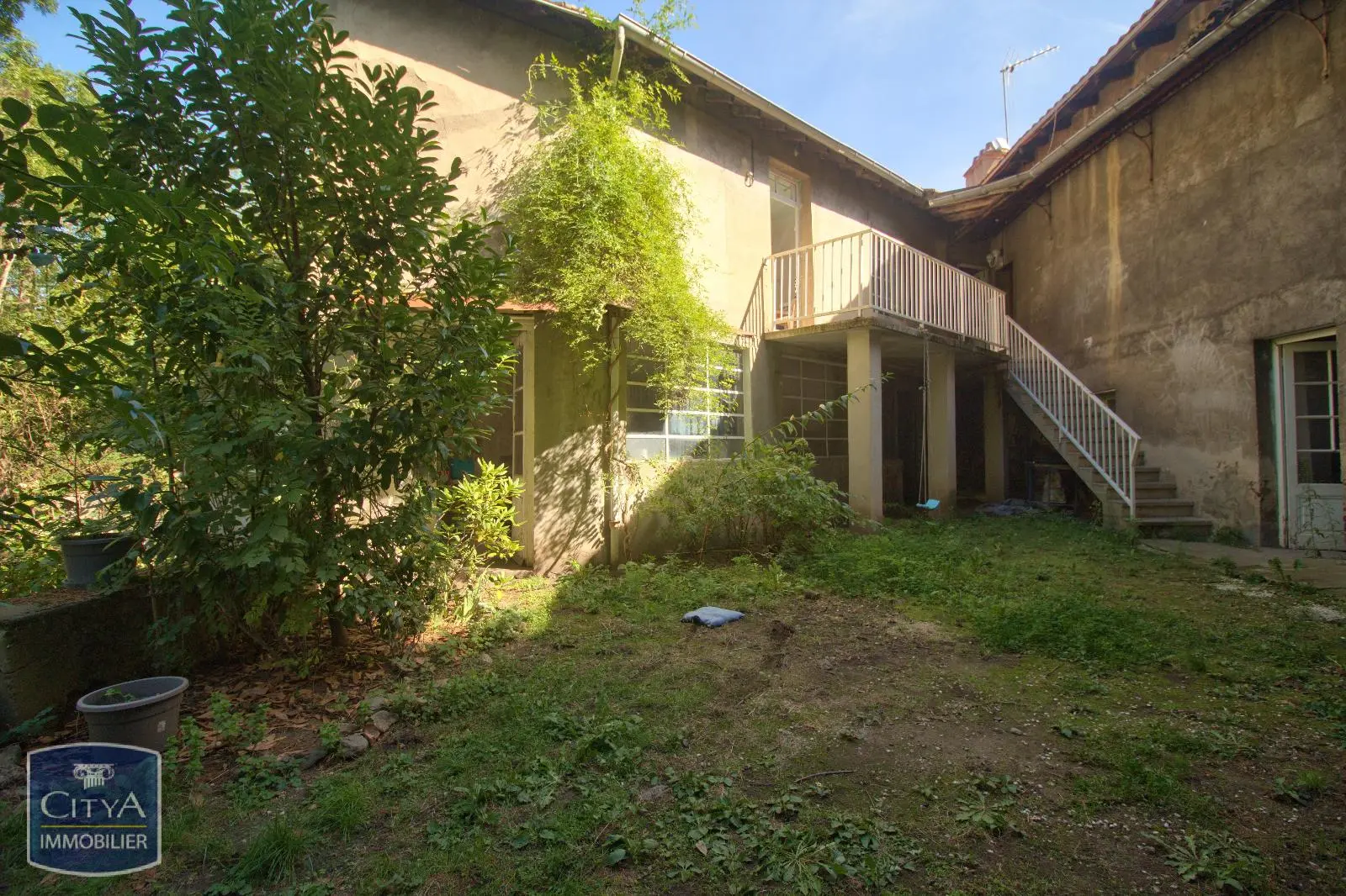 Photo 3 Immeuble 261m²