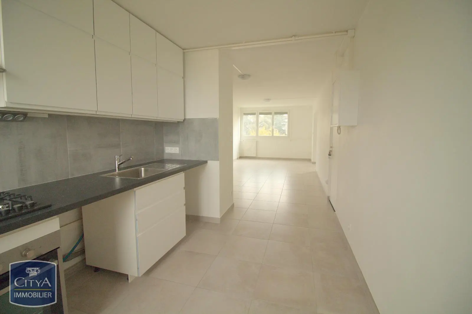 Photo 2 Appartement 4 pièces 79.28m²