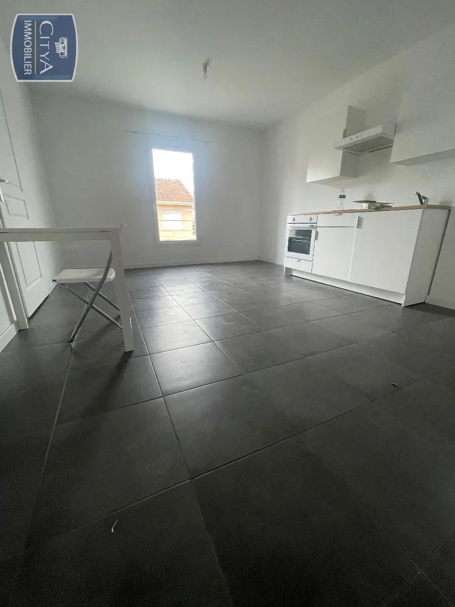 Photo 2 Appartement 1 pièce 39.84m²