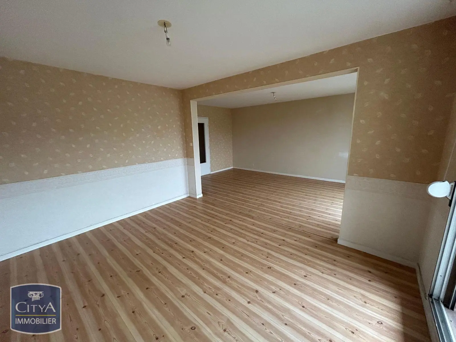 Photo 1 Appartement 4 pièces 84.59m²