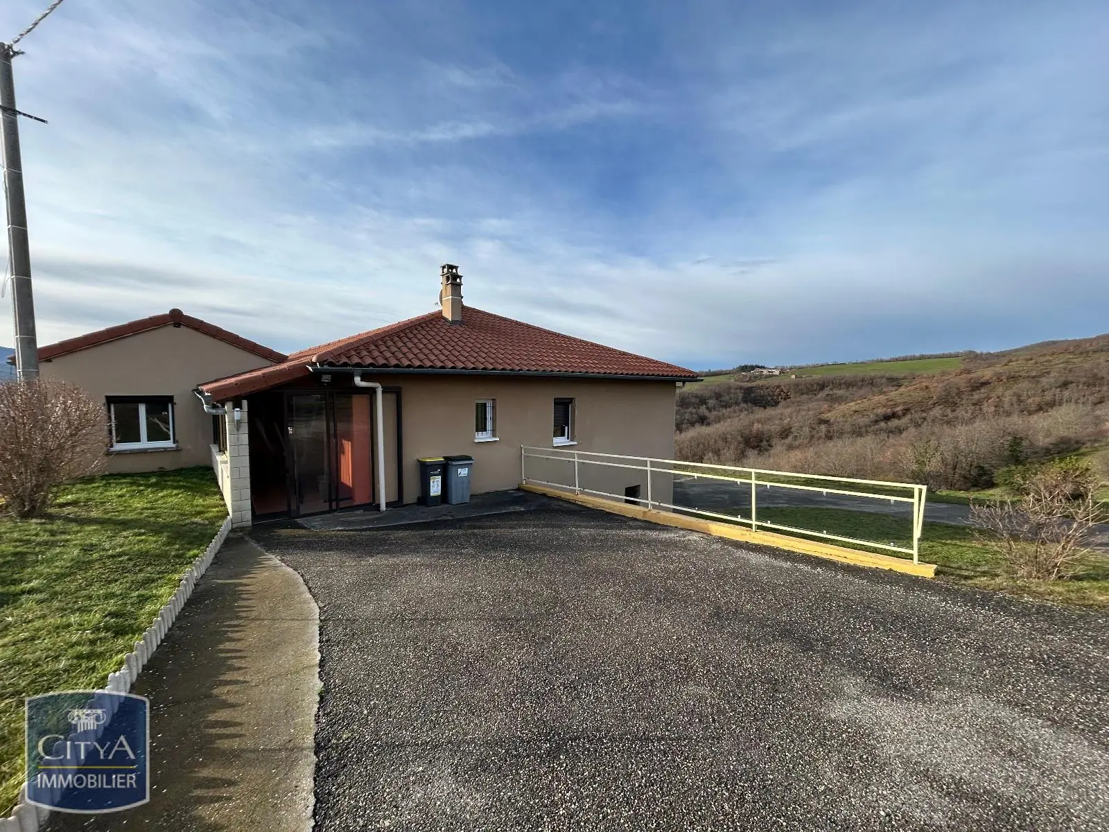 Photo 1 Maison 4 pièces 120.58m²