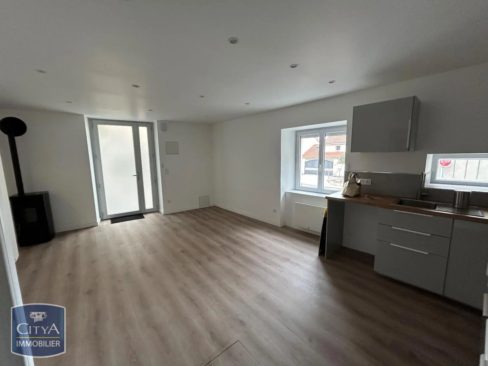 Photo 2 Maison 4 pièces 71m²