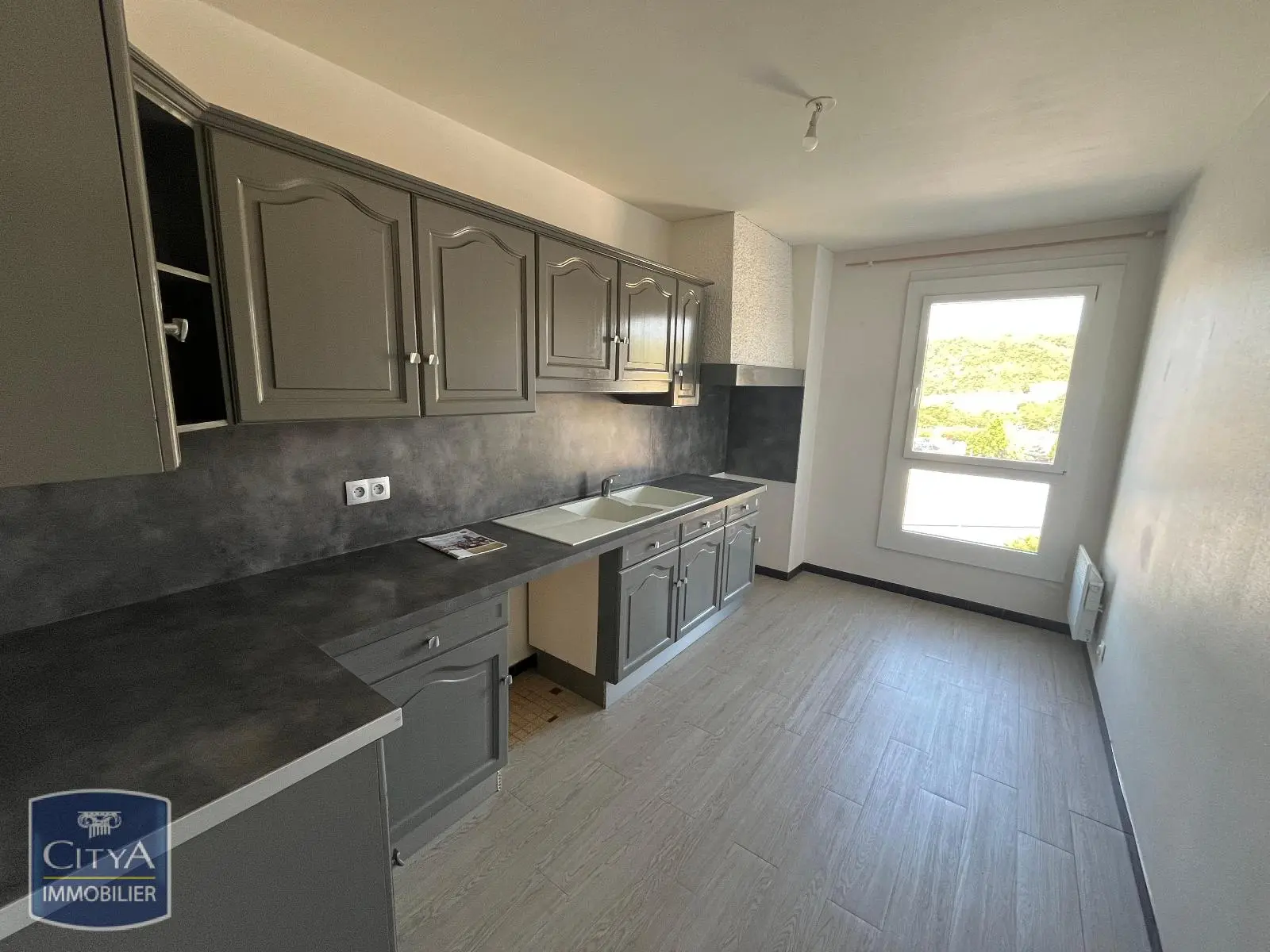 Photo 1 Appartement 4 pièces 76.02m²