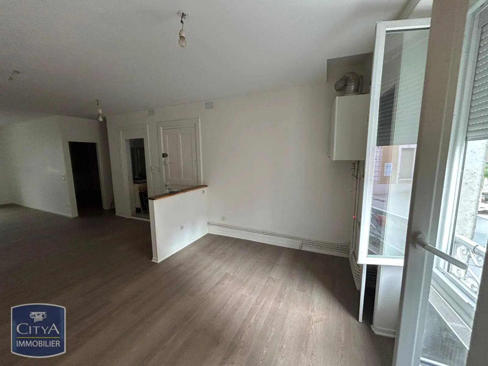 Photo 2 Appartement 5 pièces 101.84m²