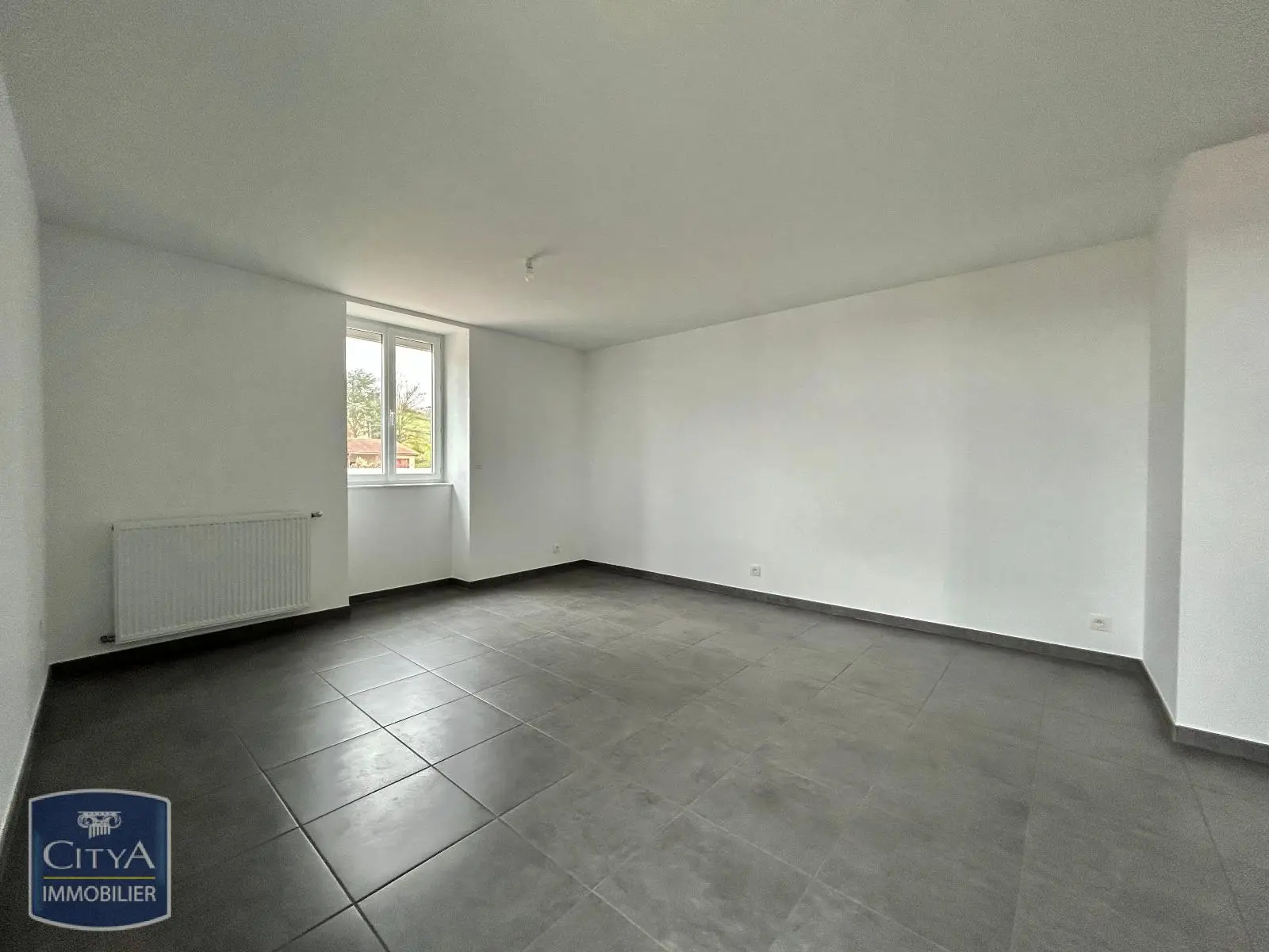 Photo 1 Appartement 4 pièces 84.45m²