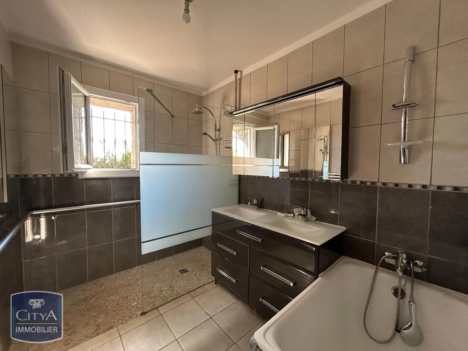 Photo 12 Maison 4 pièces 120.58m²