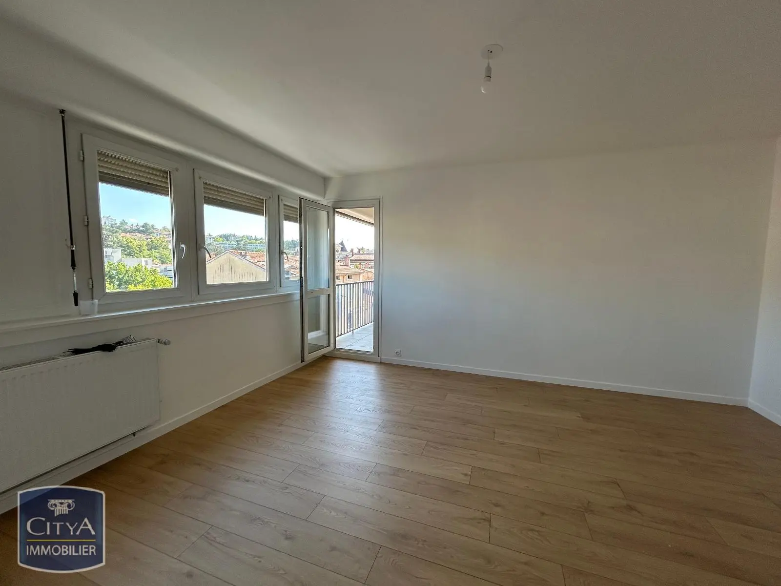 Photo 2 Appartement 4 pièces 76.56m²
