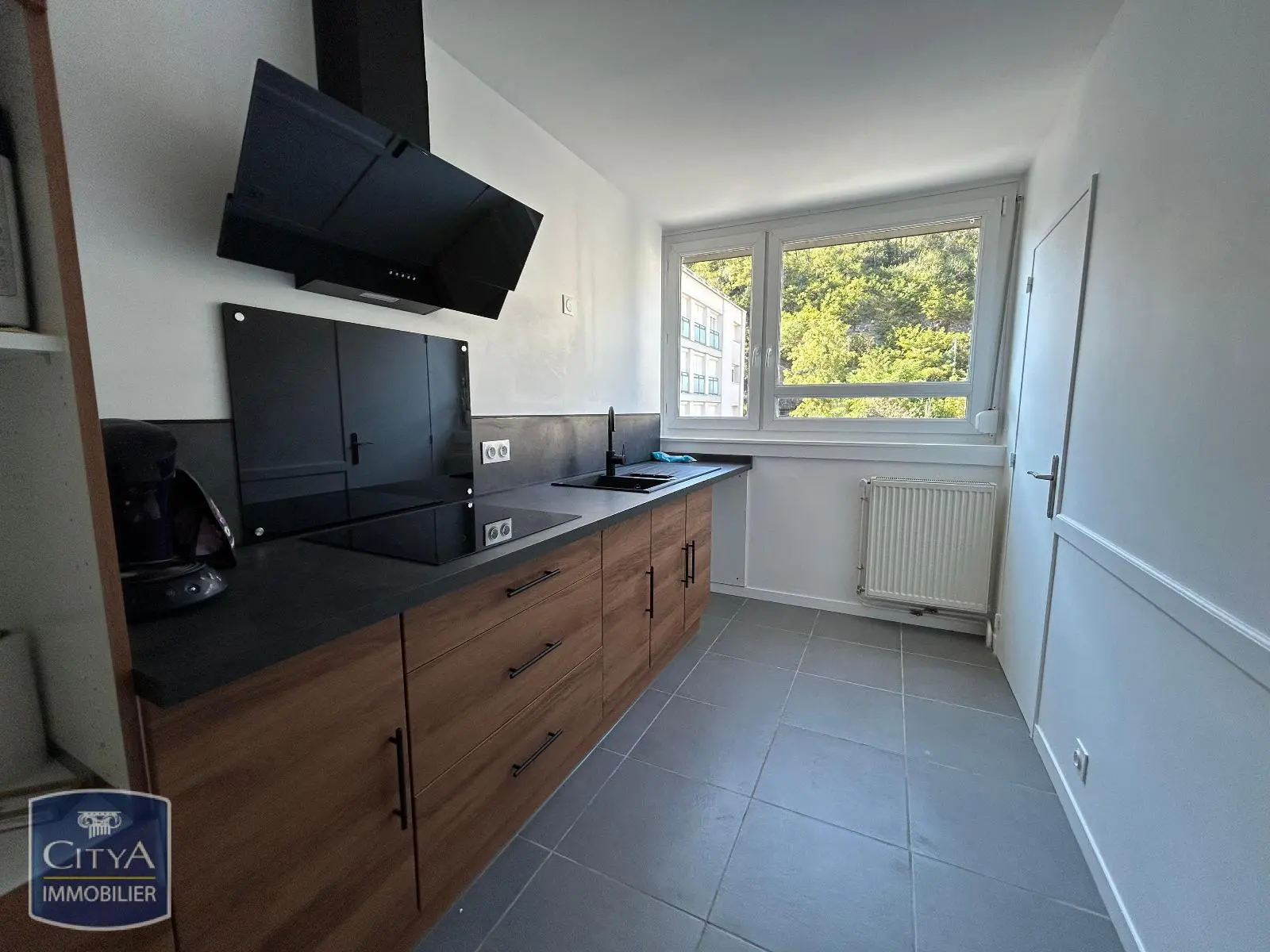 Photo 1 Appartement 4 pièces 76.56m²