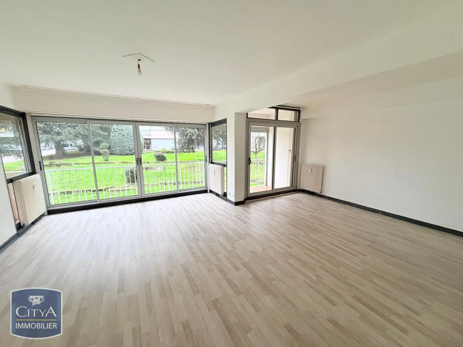 Photo 3 Appartement 5 pièces 102.41m²