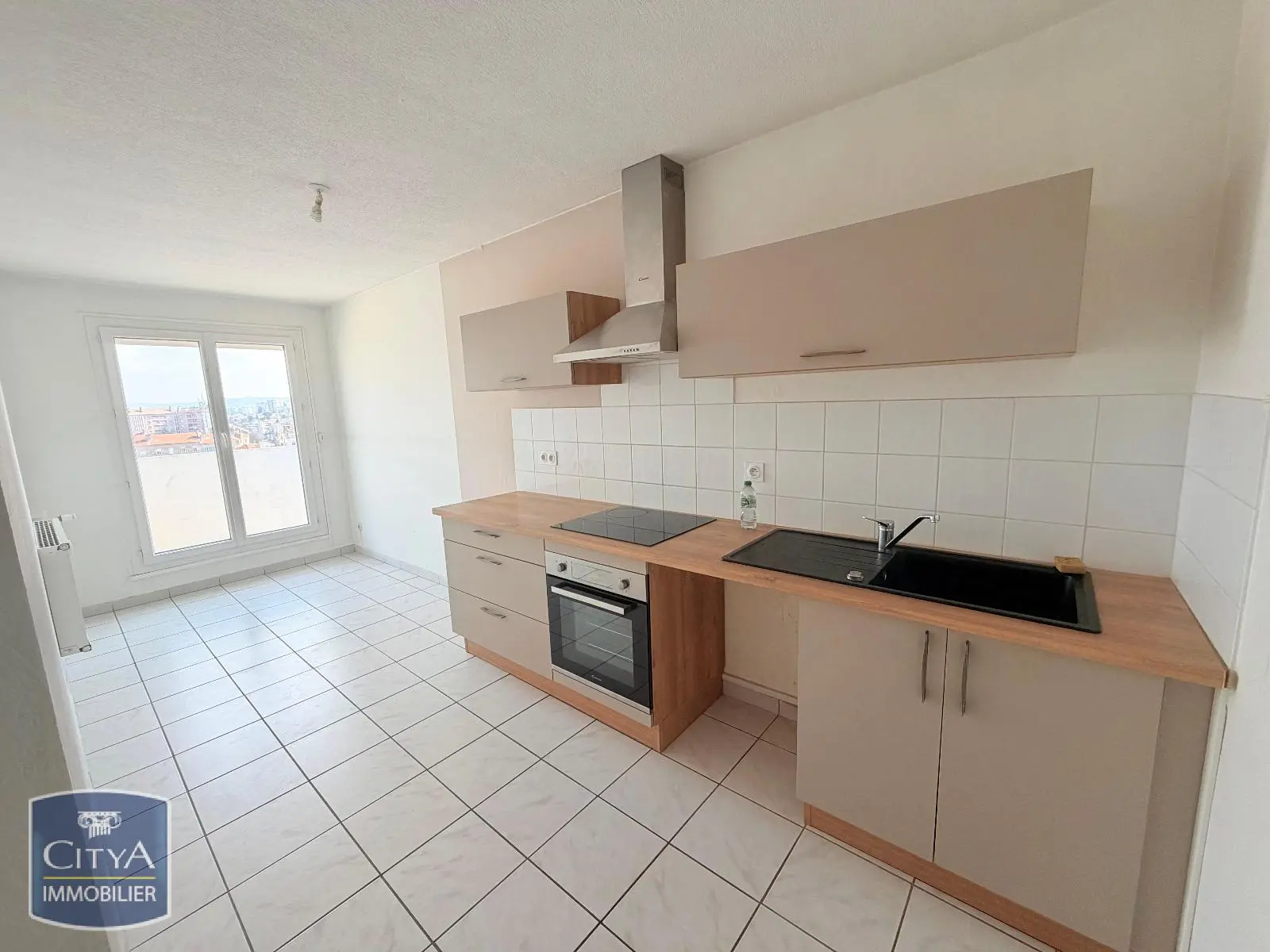 Photo 10 Appartement 4 pièces 75.16m²