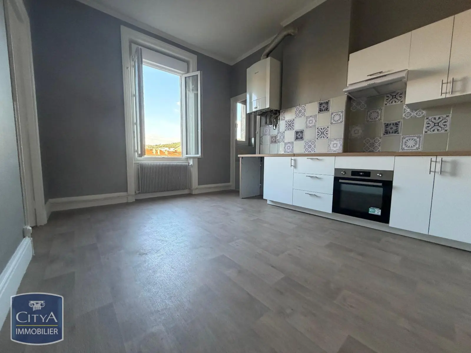 Photo 1 Appartement 3 pièces 97.11m²