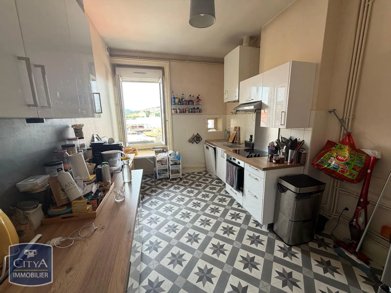 Photo 3 Appartement 4 pièces 120.81m²