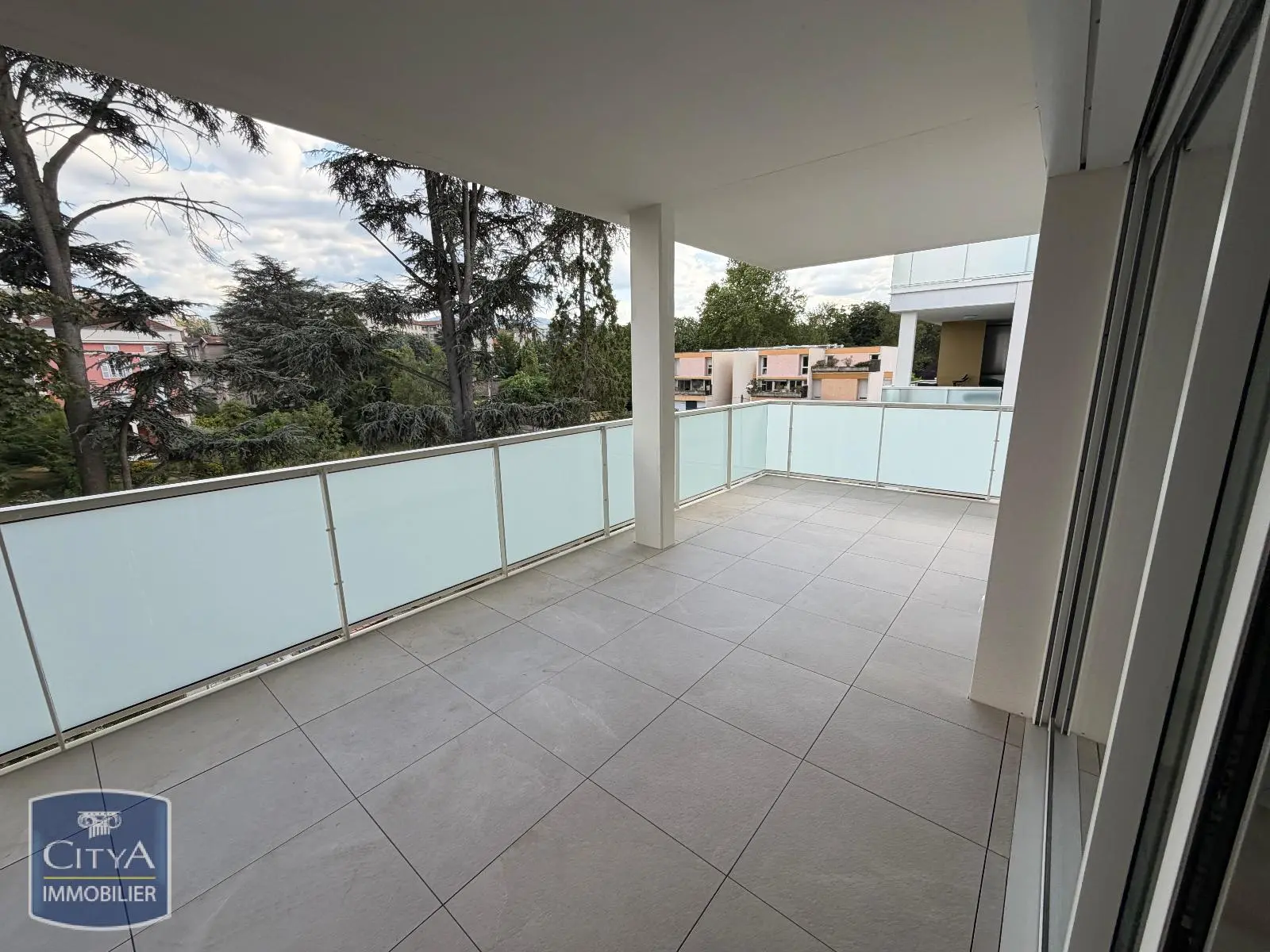 Photo 2 Appartement 4 pièces 99.4m²