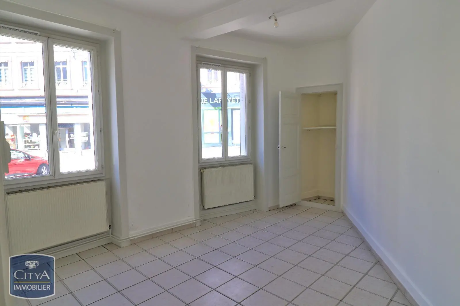 Photo 2 Appartement 1 pièce 35.38m²
