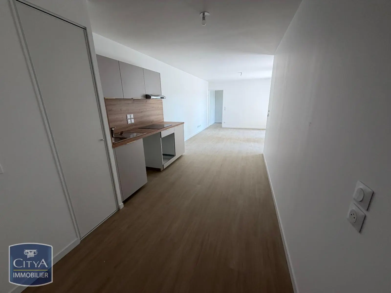 Photo 2 Appartement 4 pièces 80.43m²