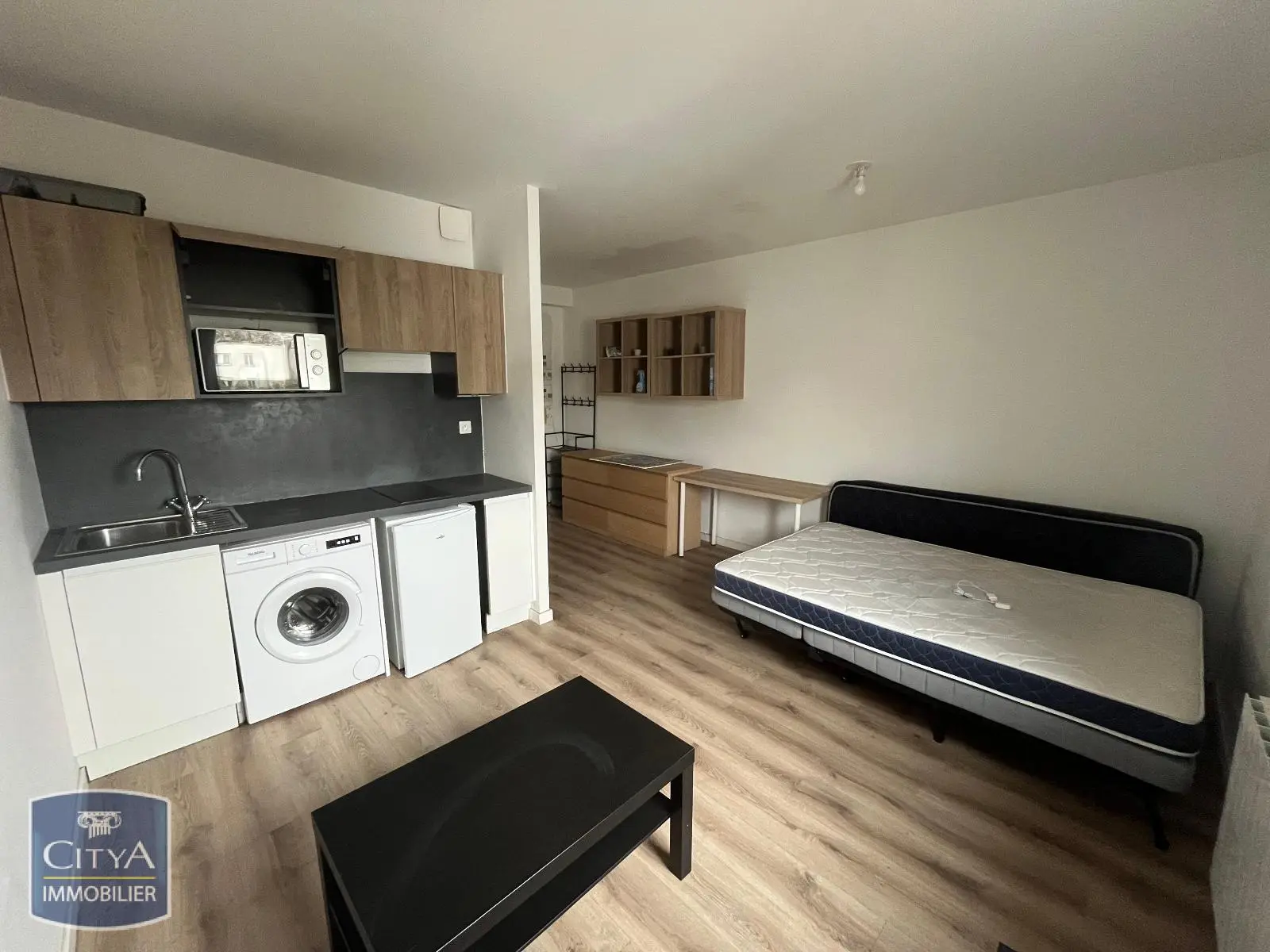 Photo 1 Appartement 1 pièce 25.24m²