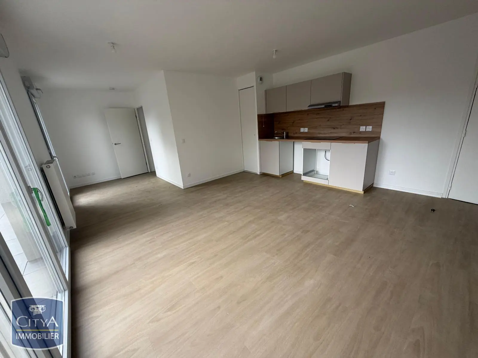 Photo 2 Appartement 4 pièces 80.43m²