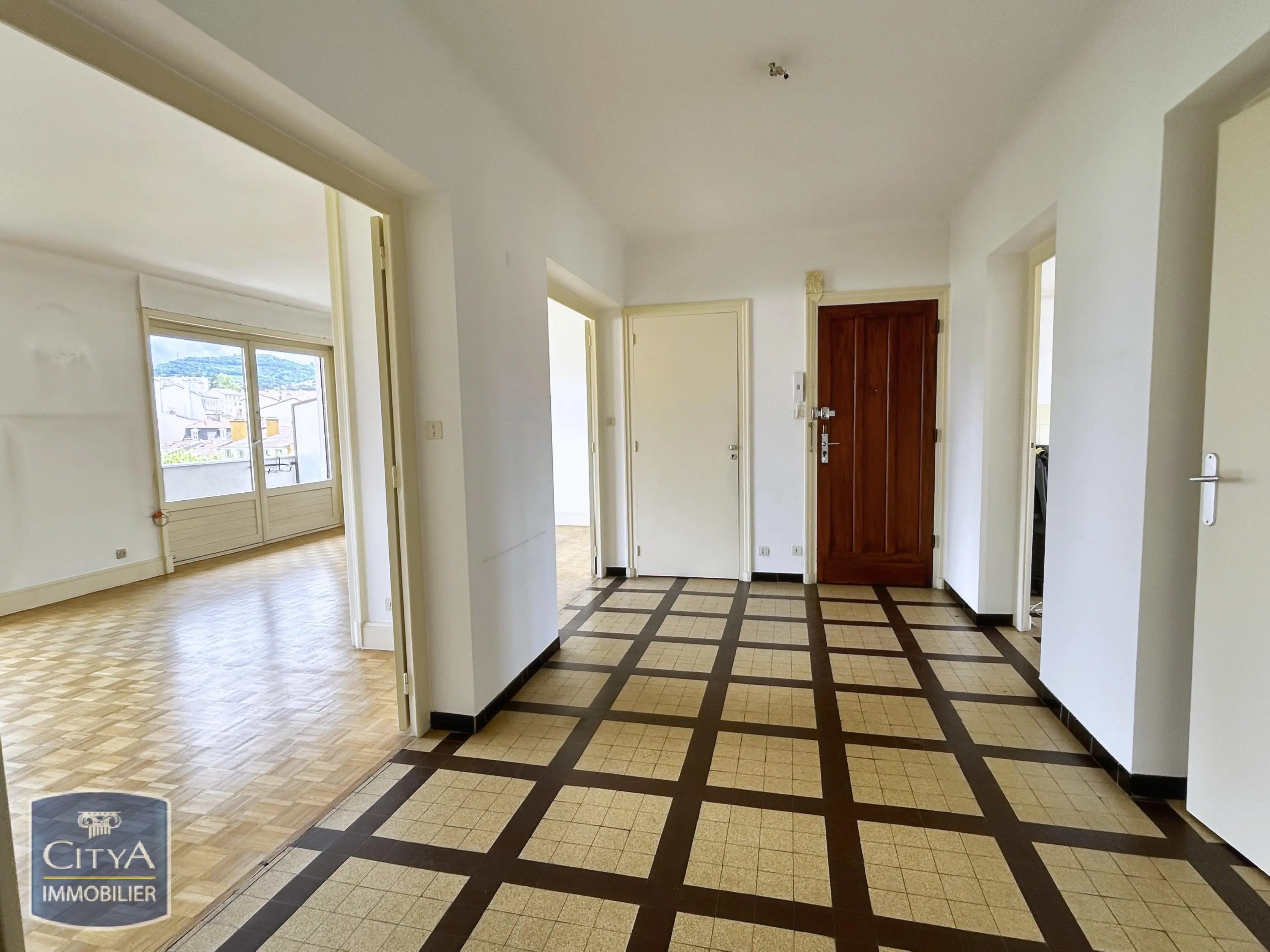 Photo 3 Appartement 4 pièces 101.64m²