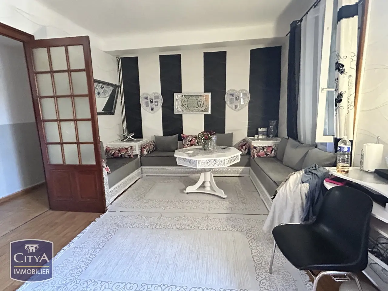 Photo 3 Immeuble 583m²