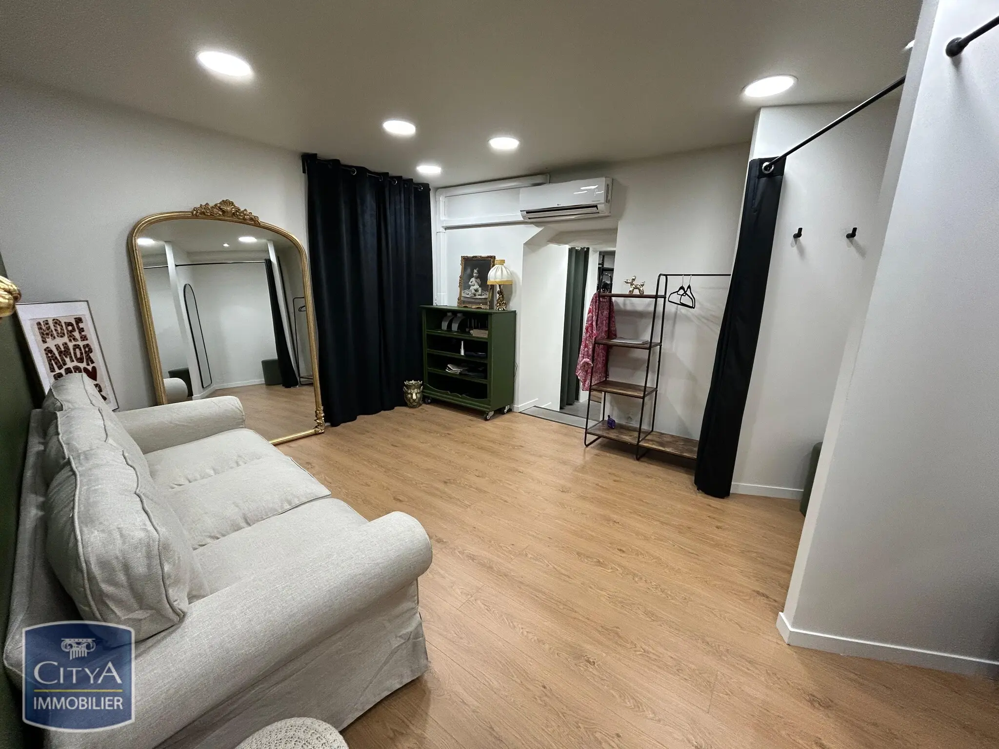 Photo 12 Immeuble 150m²