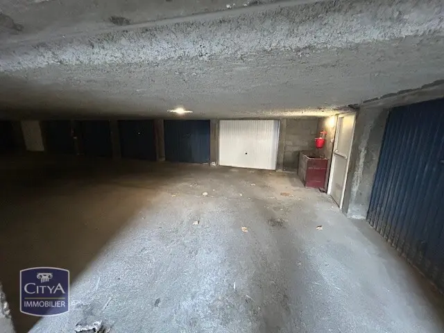 Photo 2 Parking 12.5m²