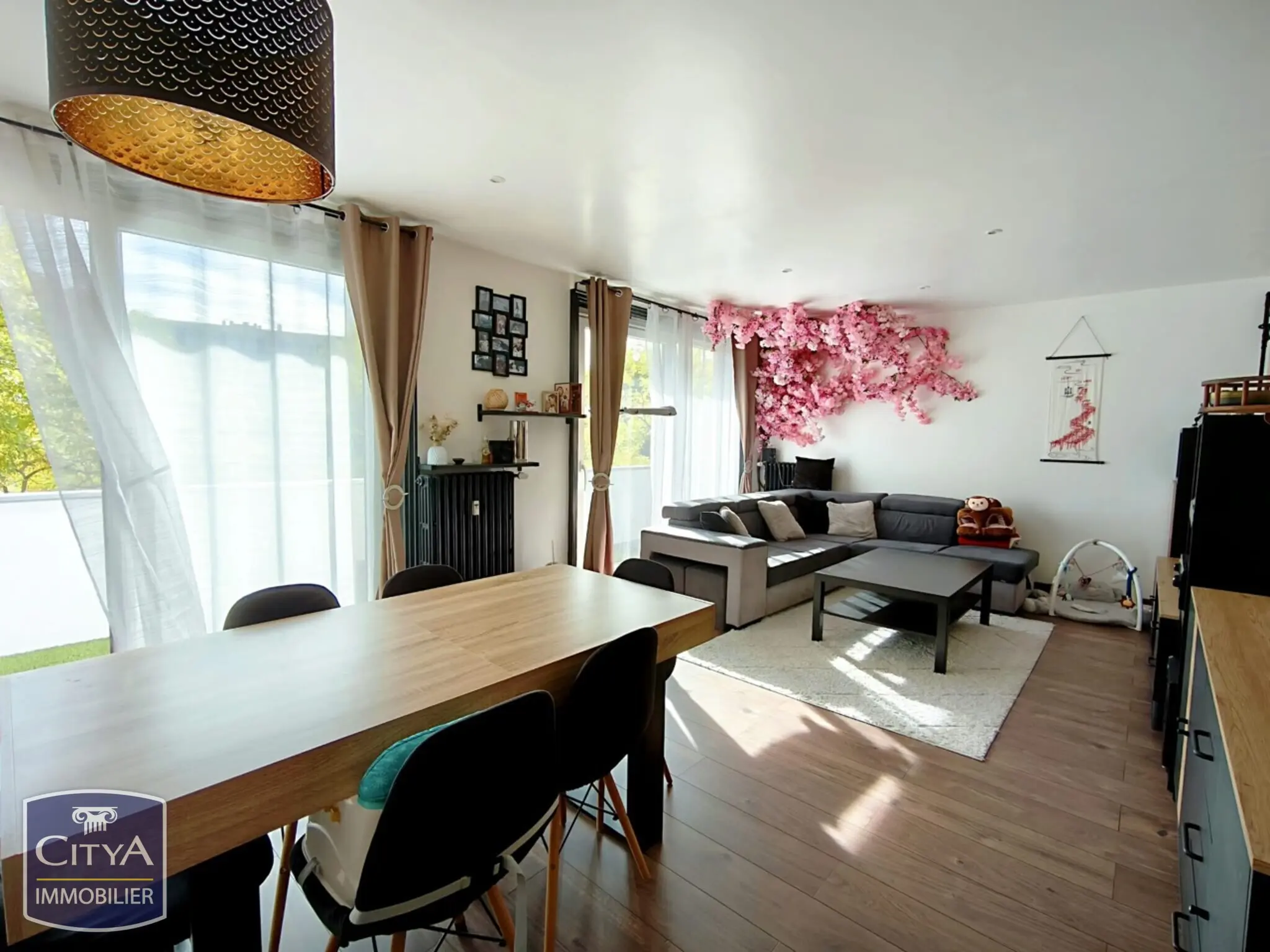 Photo 1 Appartement 3 pièces 101m²