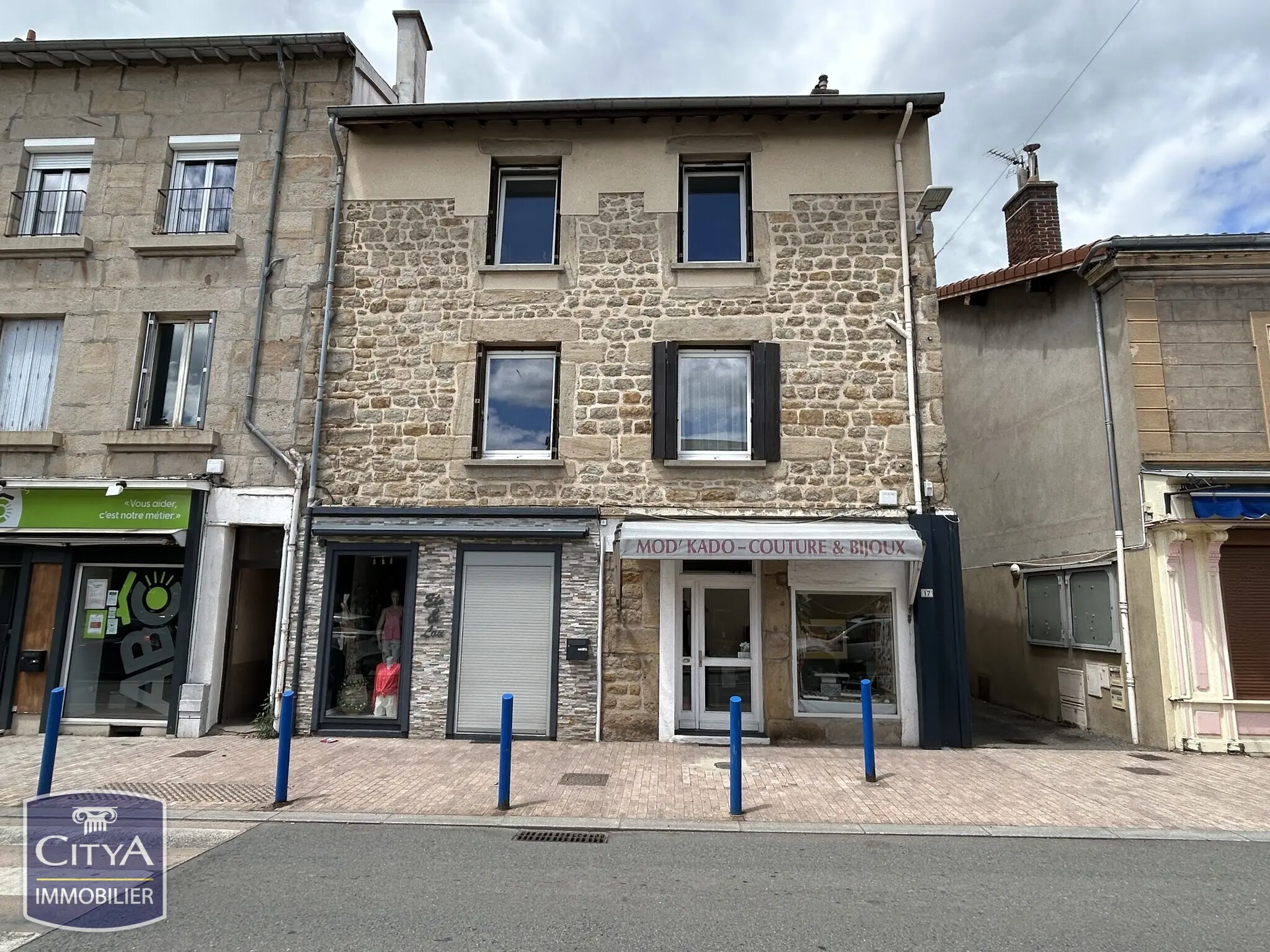 Photo 1 Immeuble 130m²