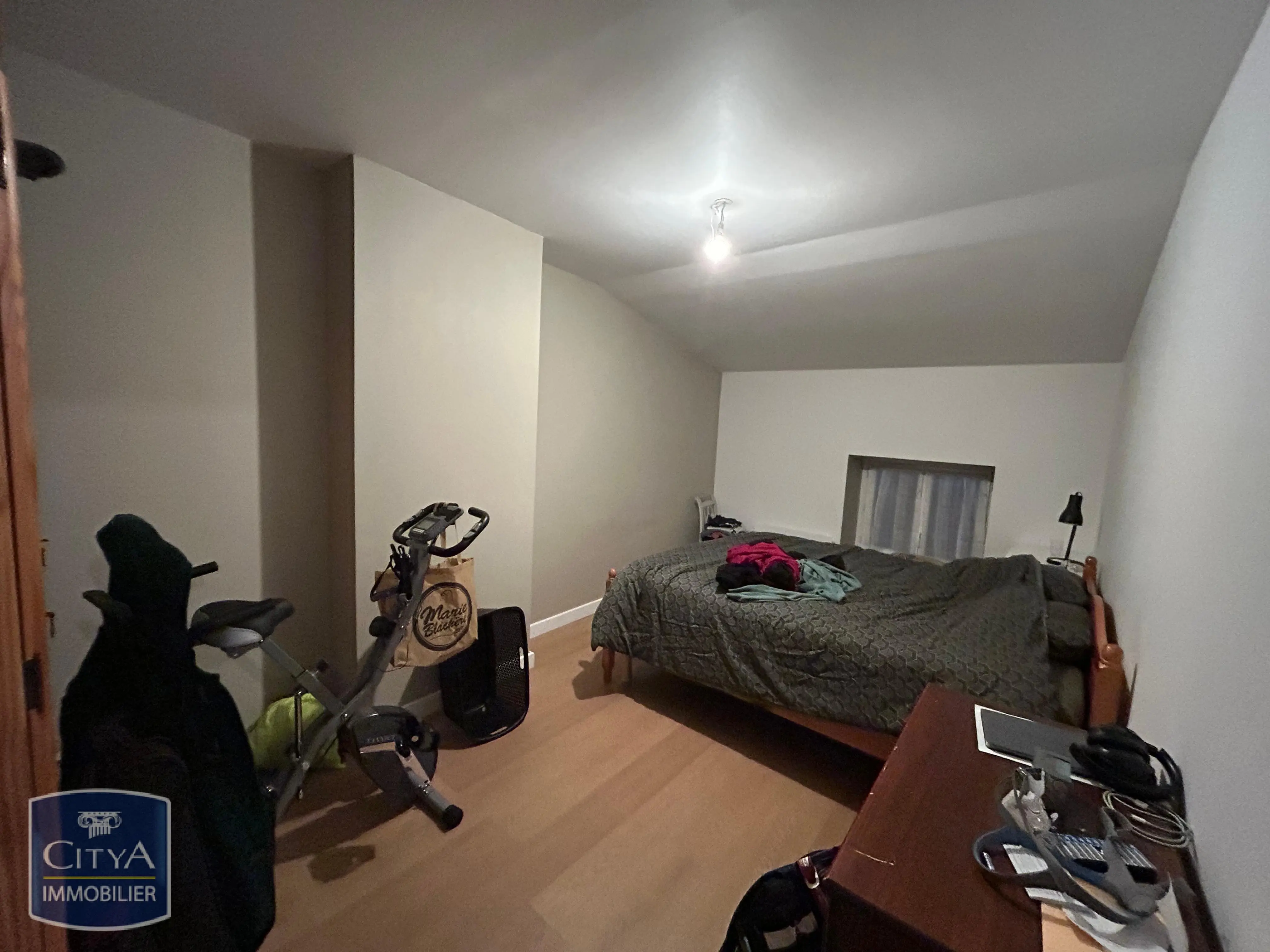 Photo 7 Immeuble 150m²