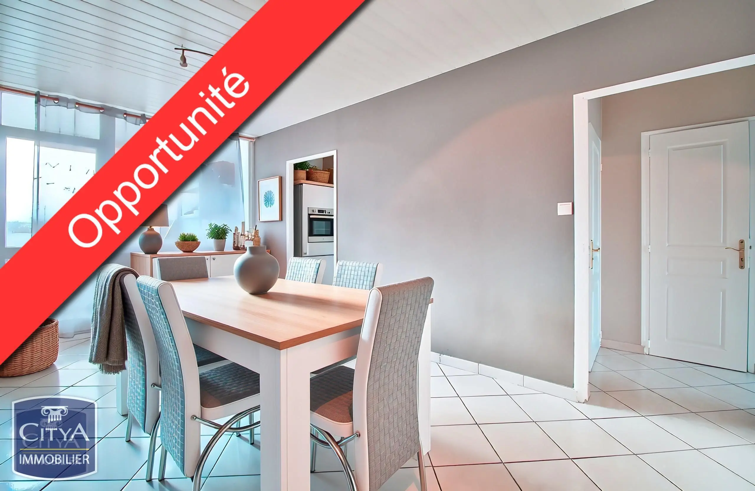 Photo 1 Appartement 5 pièces 79m²