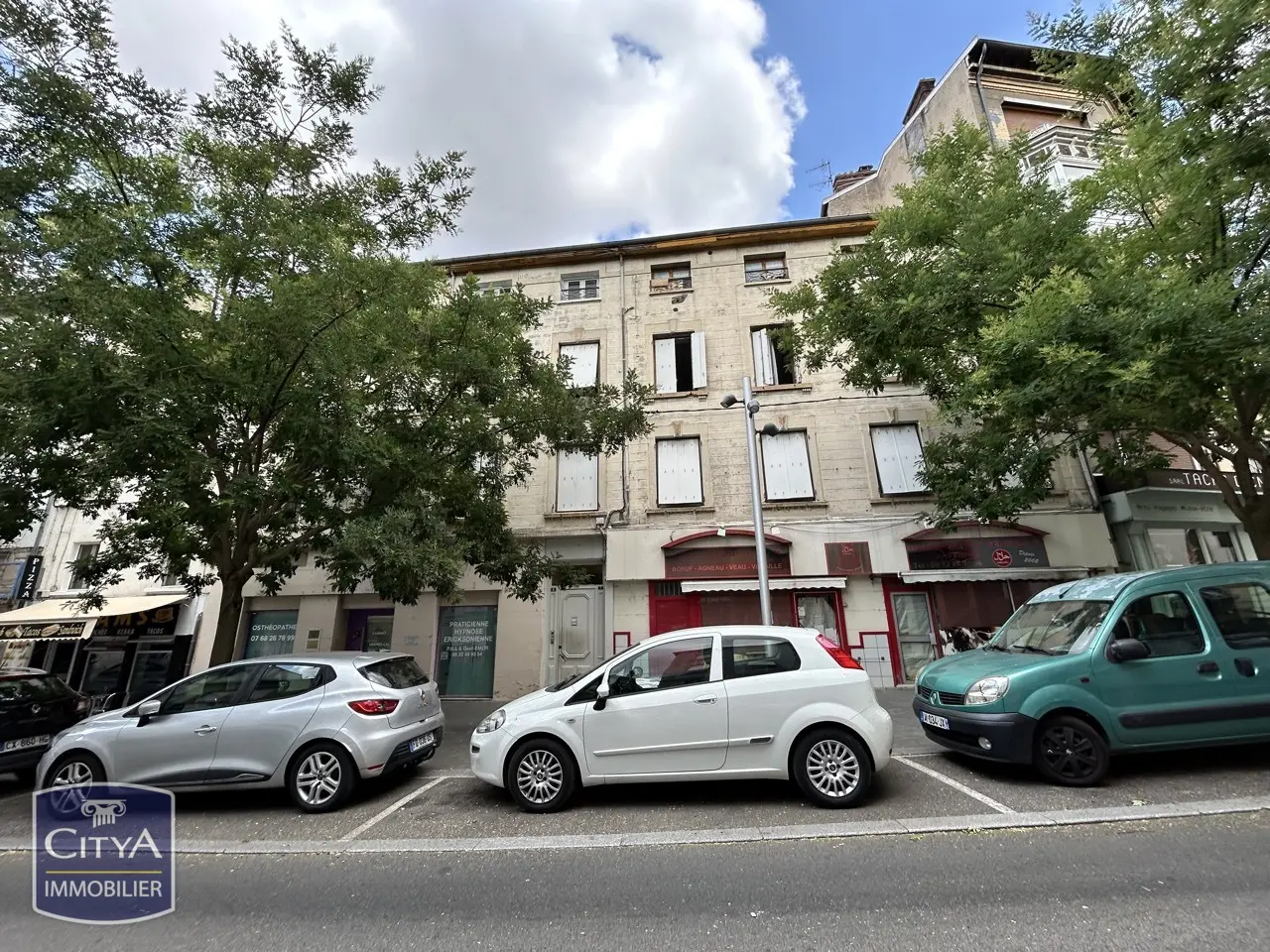 Photo 1 Immeuble 583m²