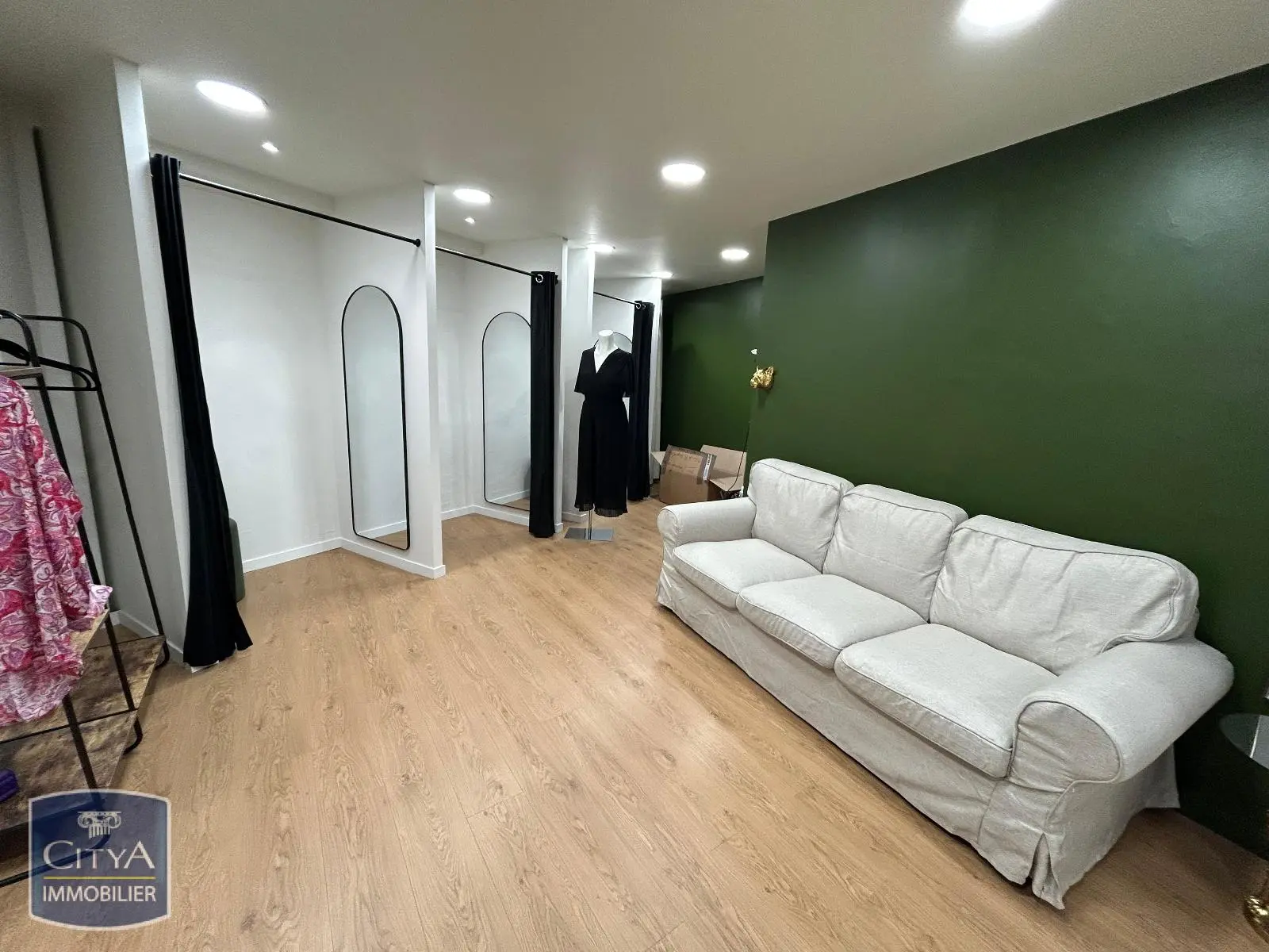 Photo 11 Immeuble 150m²