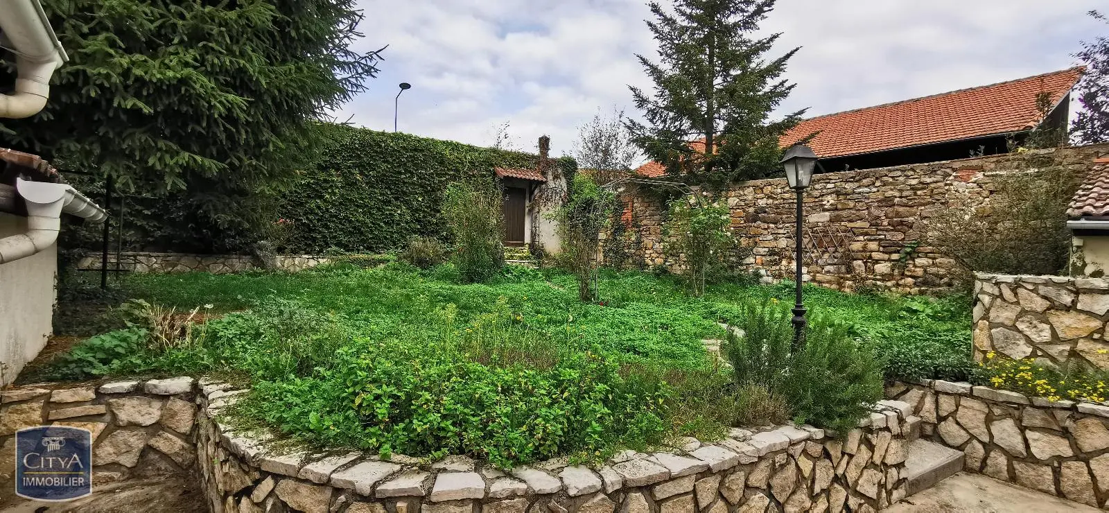 Photo 3 Terrain 200m²