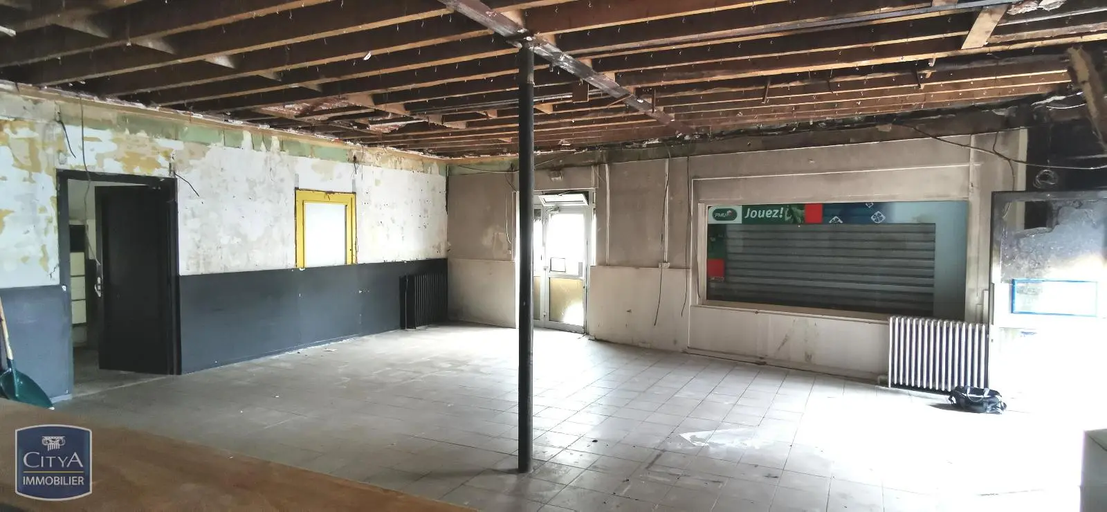 Photo 4 Local Commercial