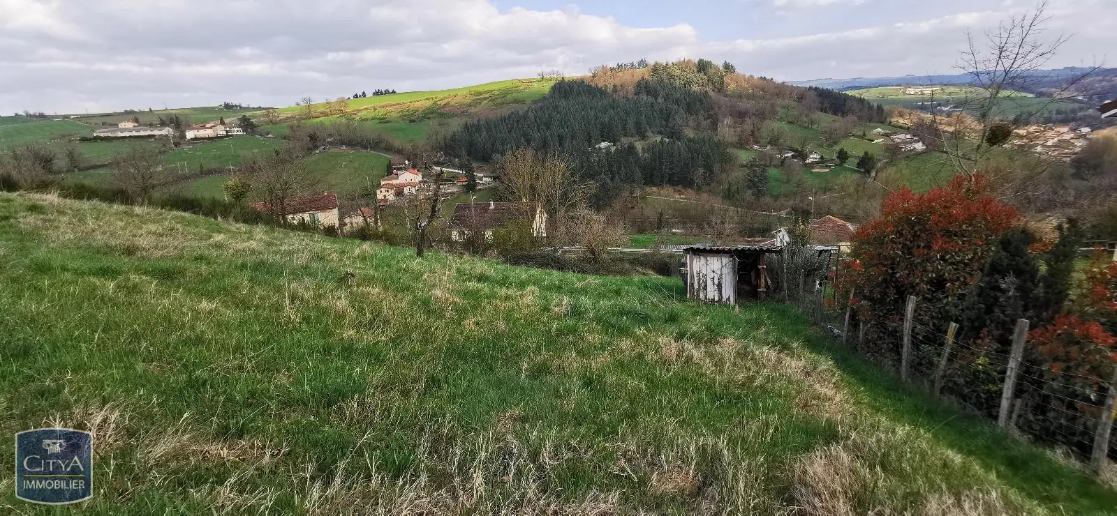 Photo 3 Terrain 928m²