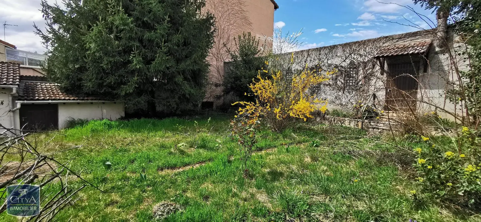 Photo 2 Terrain 200m²