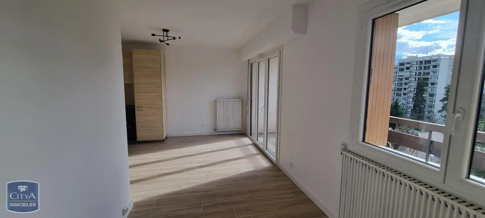 Photo 1 Appartement 1 pièce 29.8m²