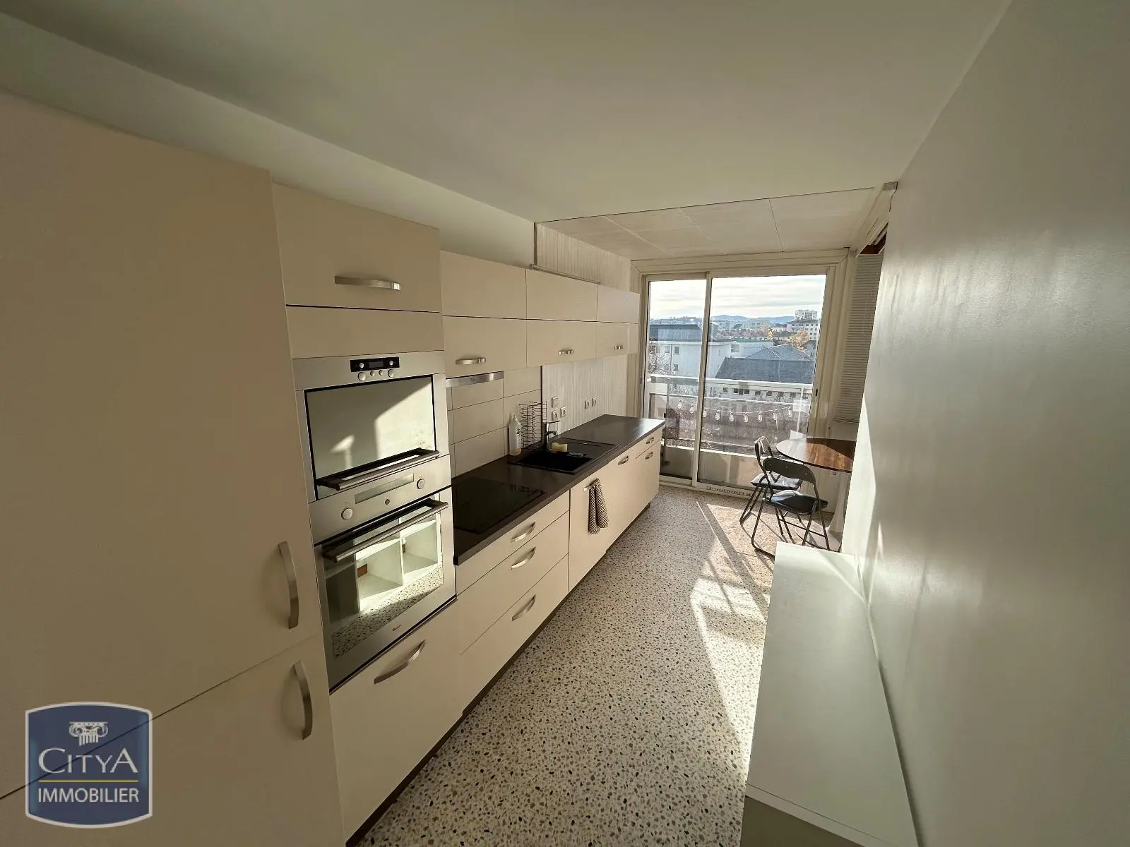 Photo 1 Appartement 4 pièces 78.44m²