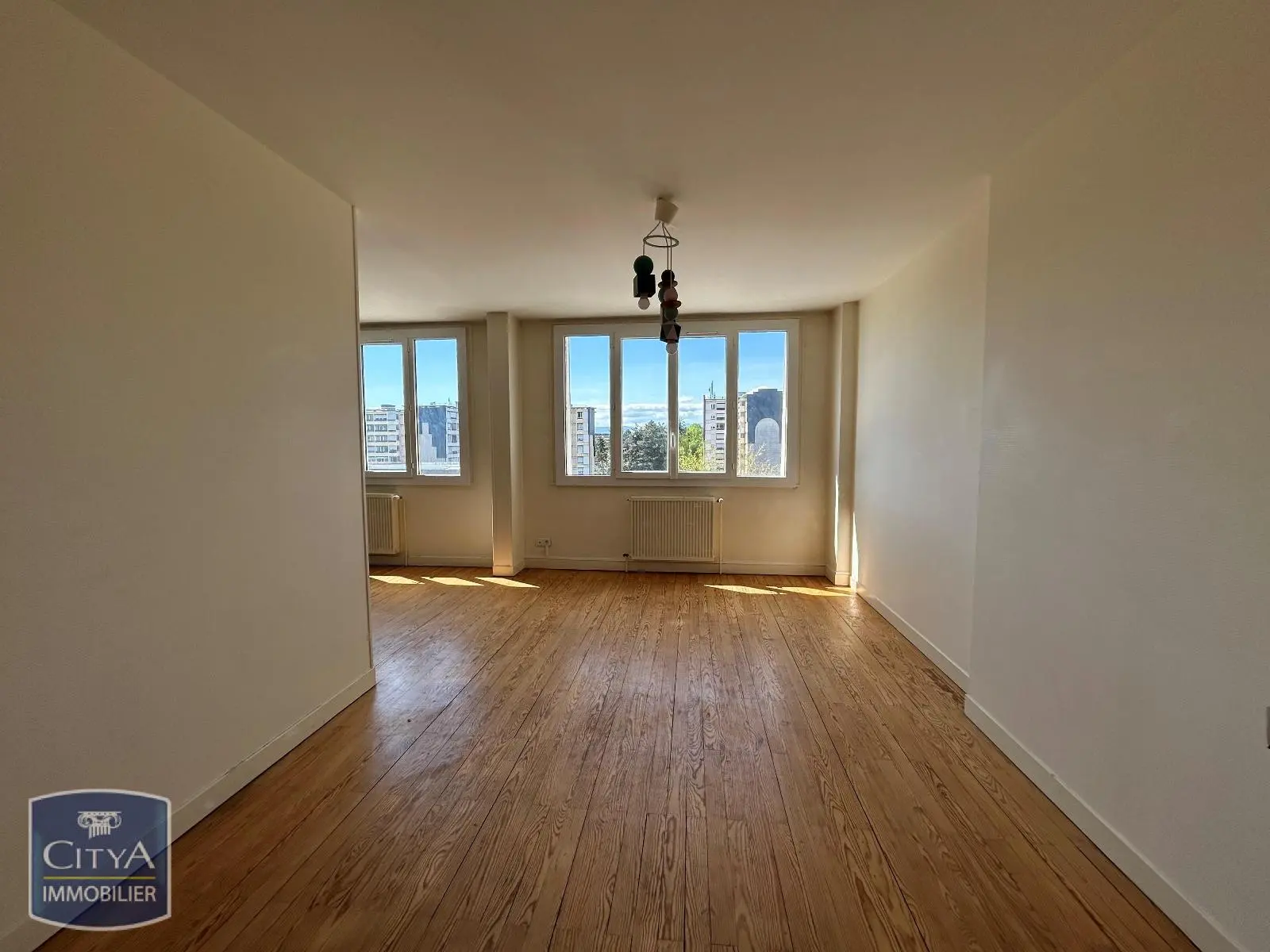 Photo 2 Appartement 3 pièces 84m²