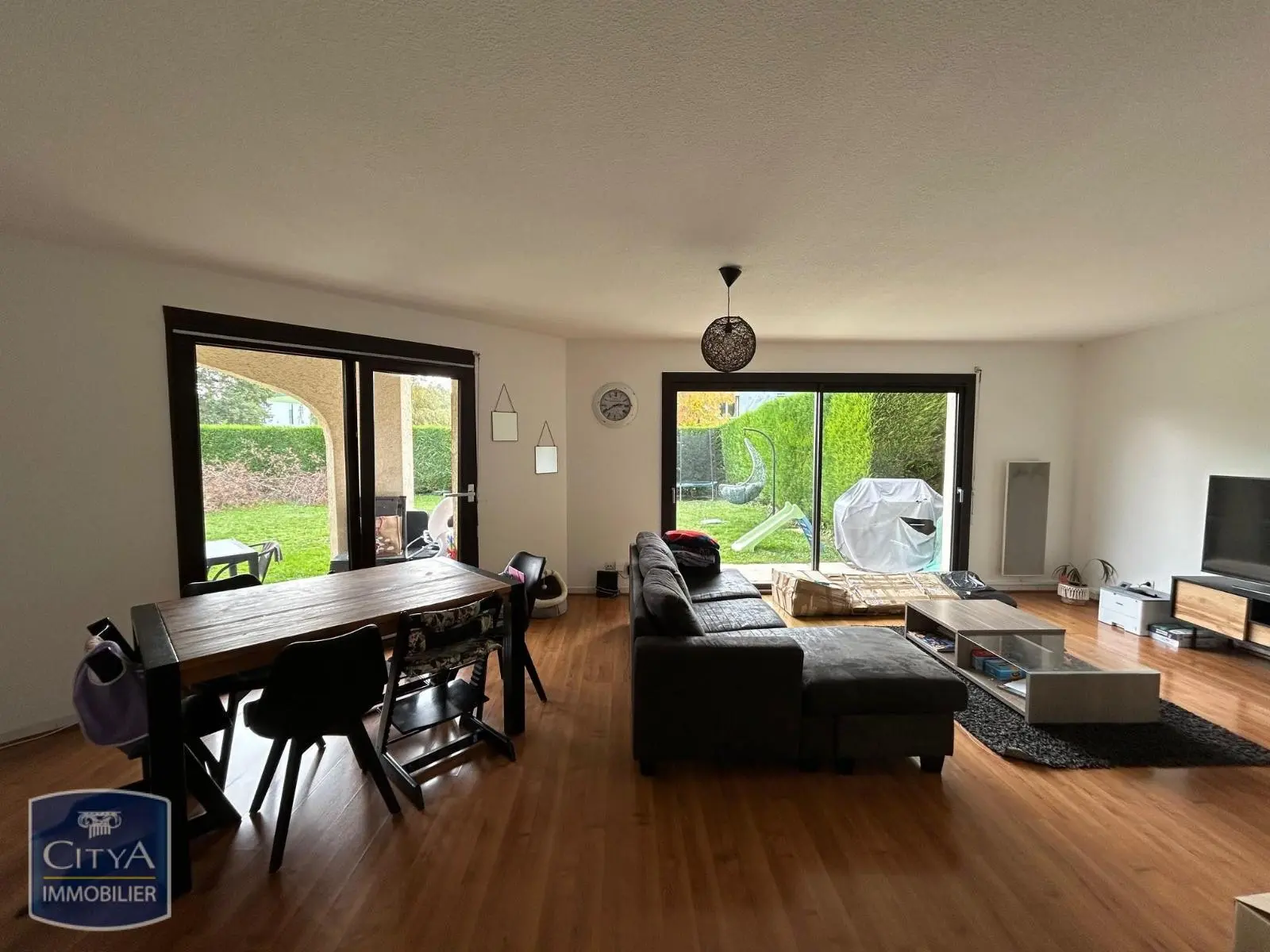 Photo 1 Appartement 5 pièces 112m²