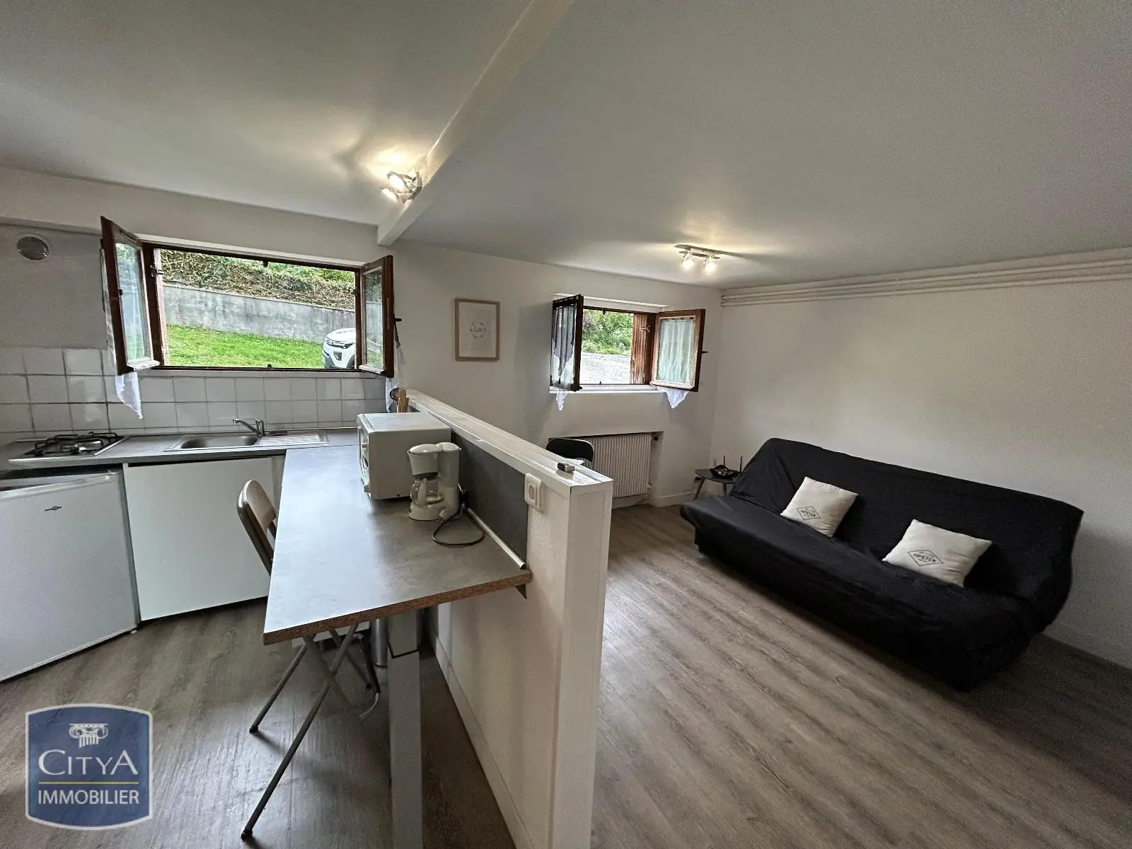 Photo 1 Appartement 1 pièce 25m²