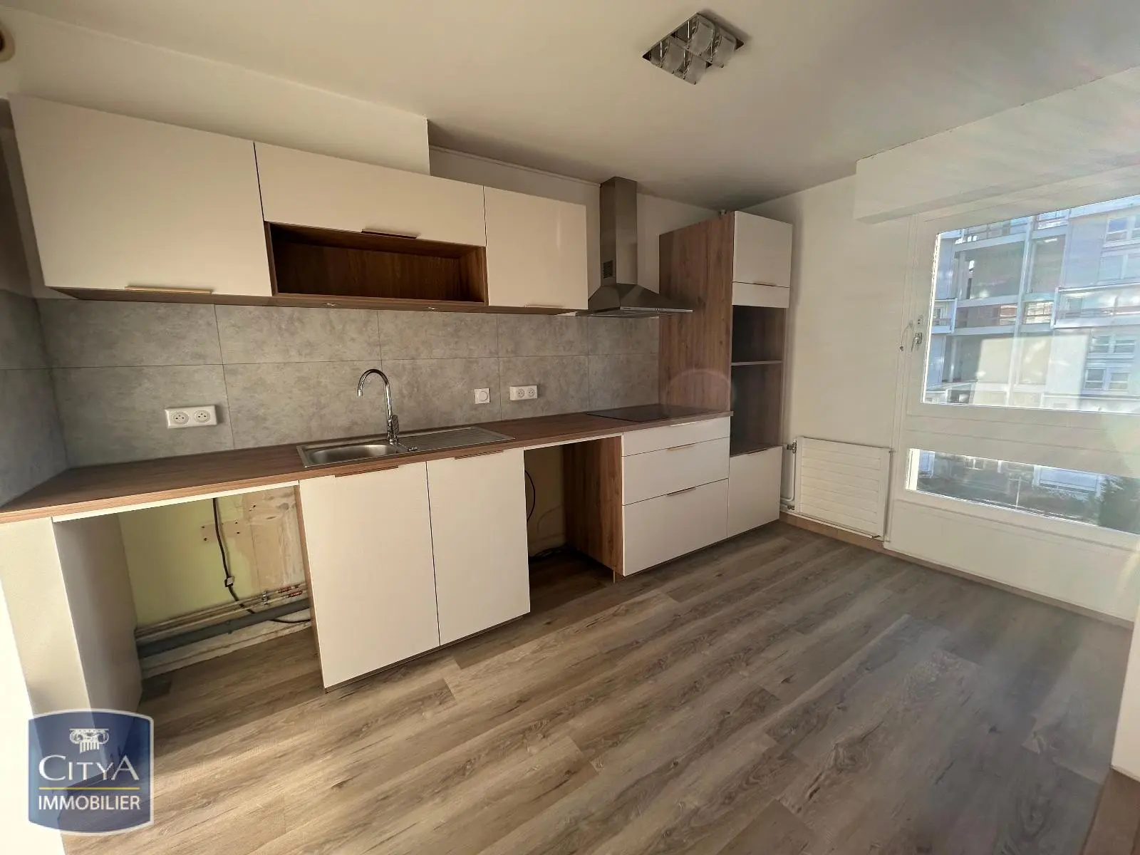 Photo 2 Appartement 4 pièces 79.9m²