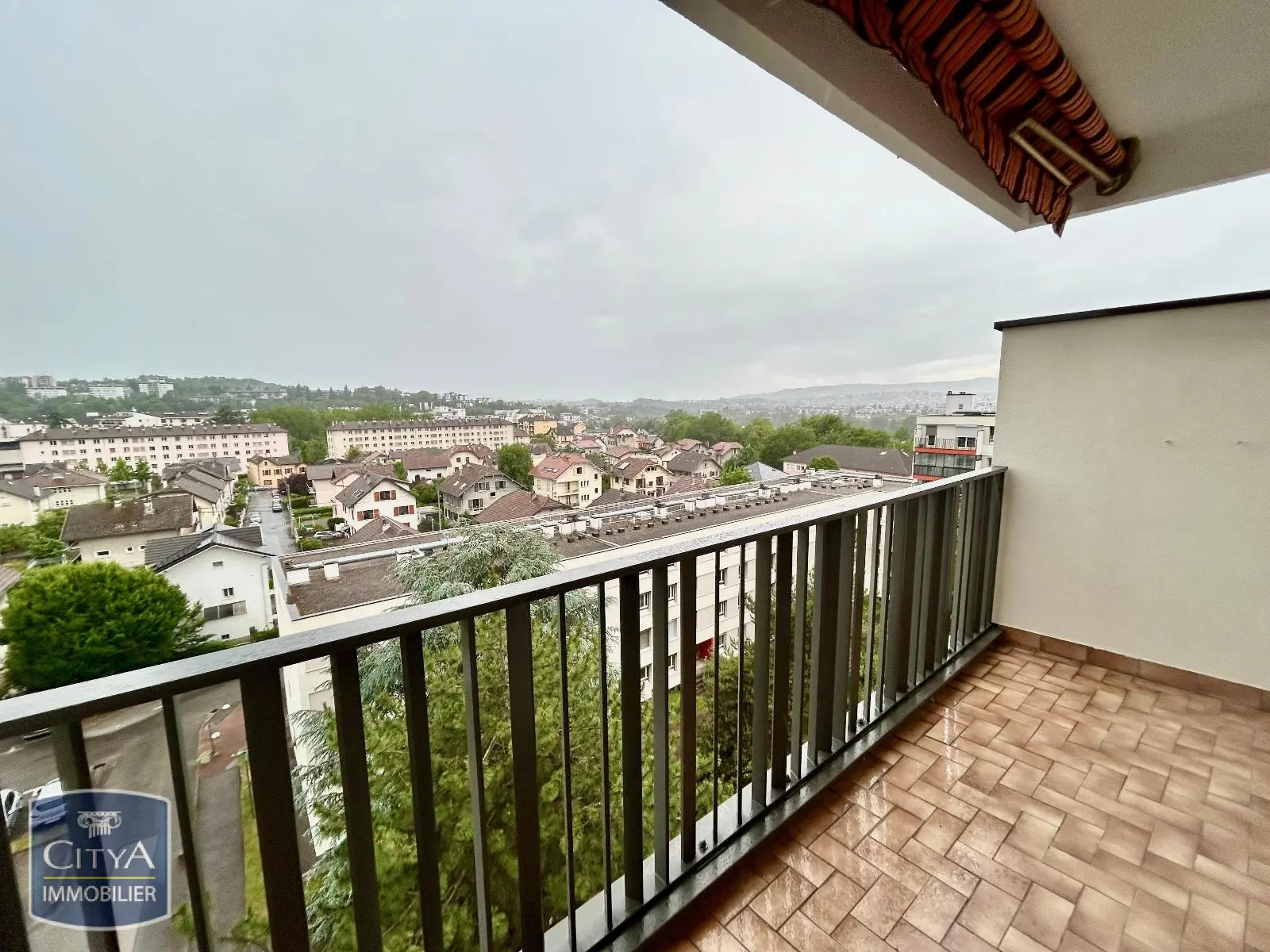 Photo 1 Appartement 6 pièces 109m²