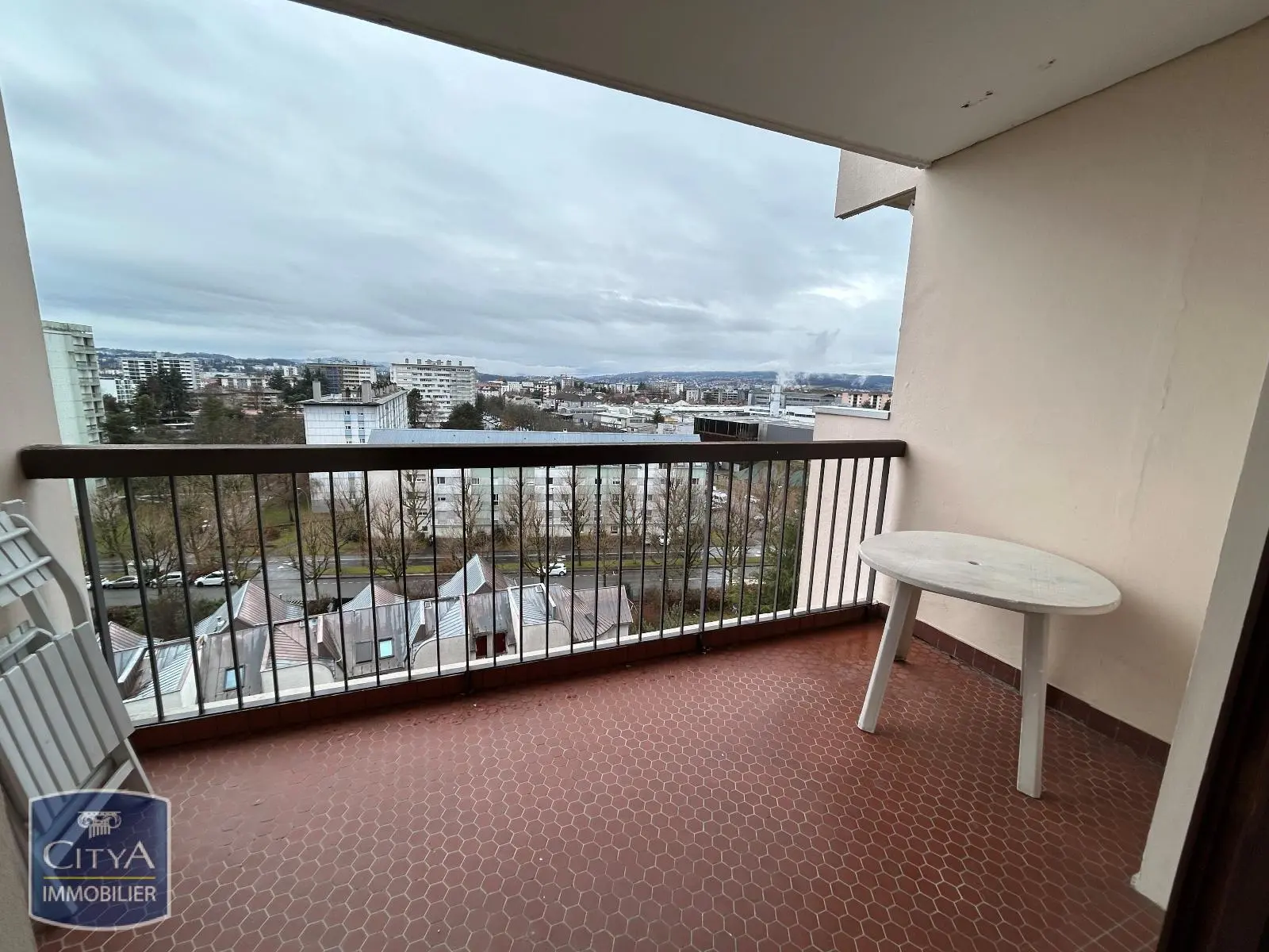 Photo 1 Appartement 1 pièce 24.07m²