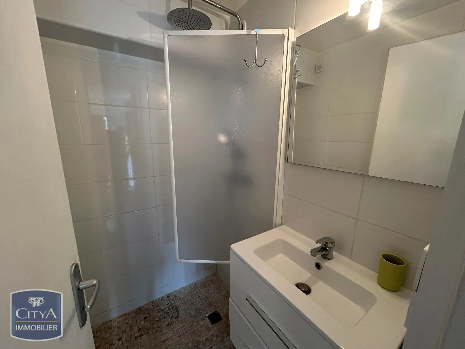 Photo 2 Appartement 1 pièce 25m²