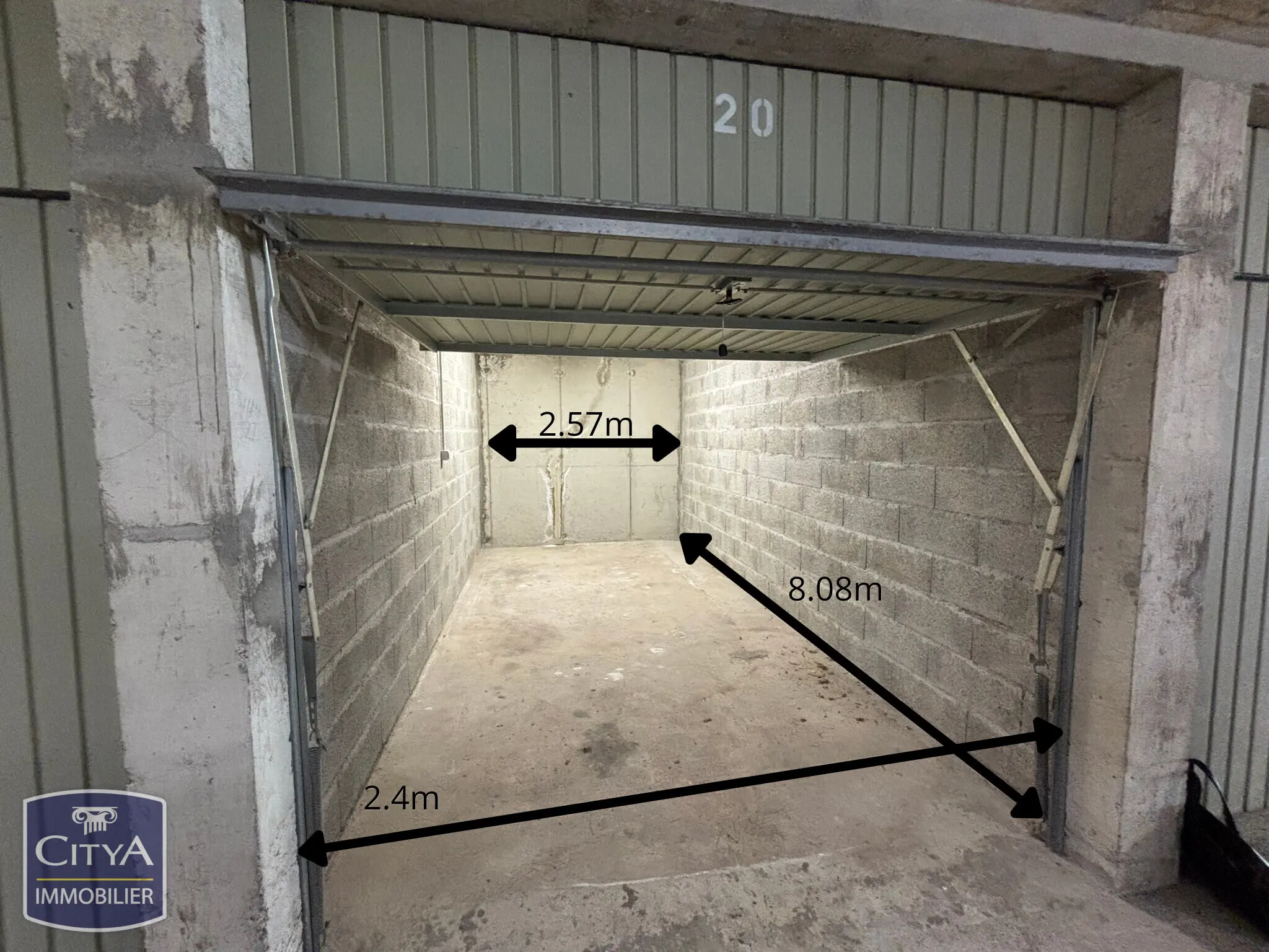 Photo 1 Parking 13.06m²