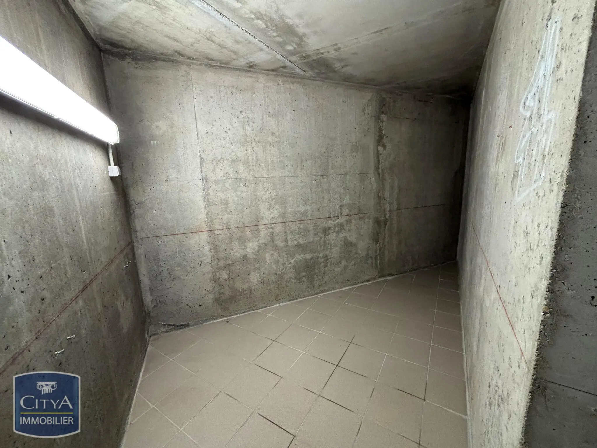 Photo 4 Parking 20m²