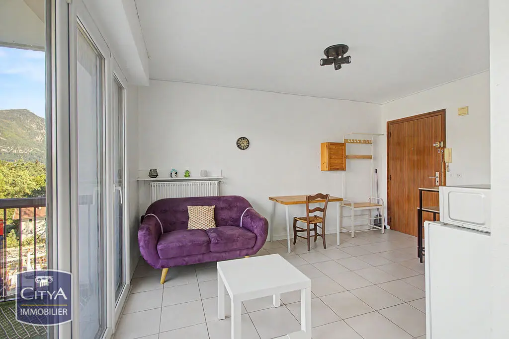 Photo 9 Appartement 1 pièce 25.76m²