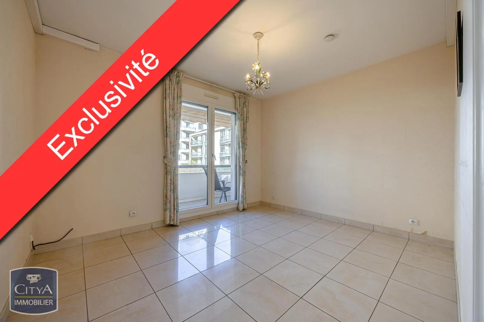 Photo 11 Appartement 4 pièces 92.12m²