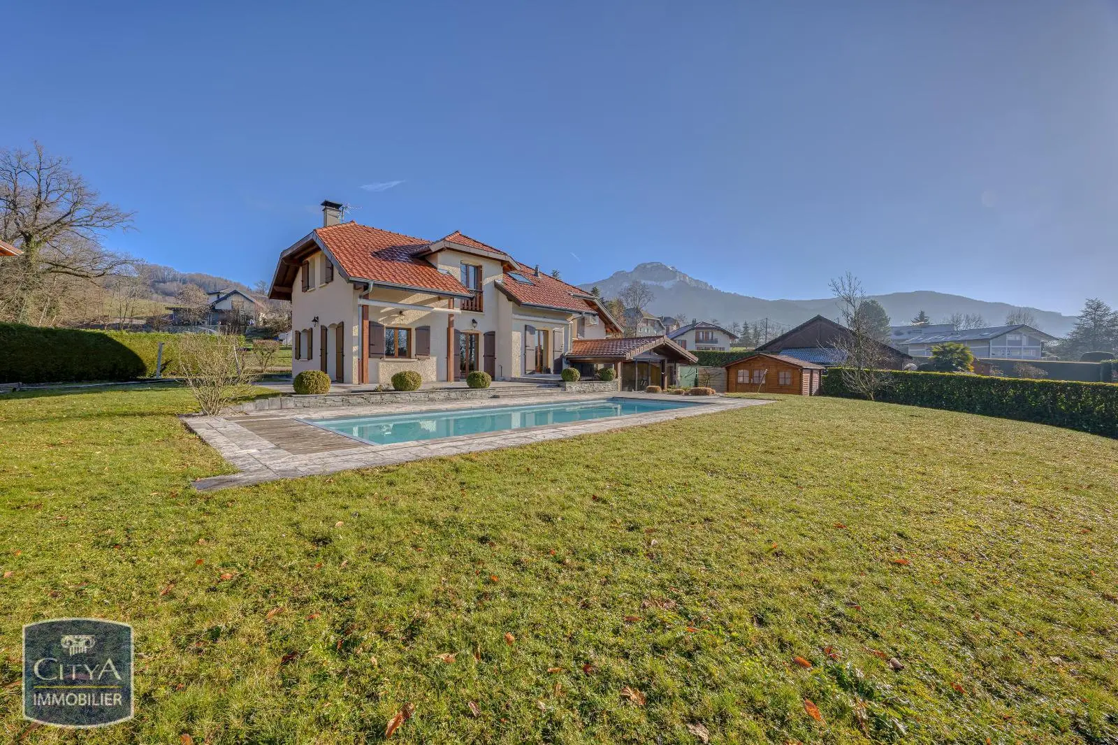 Photo 2 Maison 7 pièces 180m²